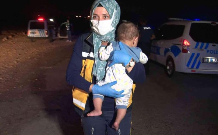  Antalya’da 9 aylık bebeği evin kapısına bıraktılar