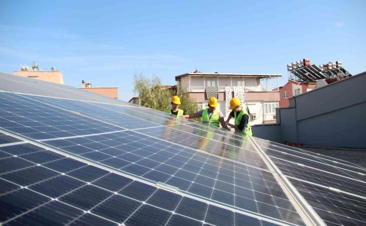  Antalya’da okullar enerjisini güneşten karşılayacak