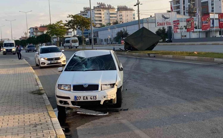  Antalya’da otomobil sulama deposuna çarptı: 1 yaralı