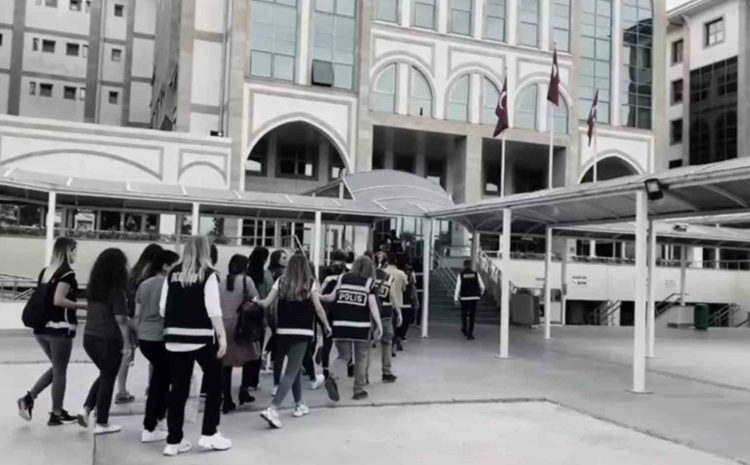  Antalya’da medikal malzeme operasyonu: 25 kişi yakalandı
